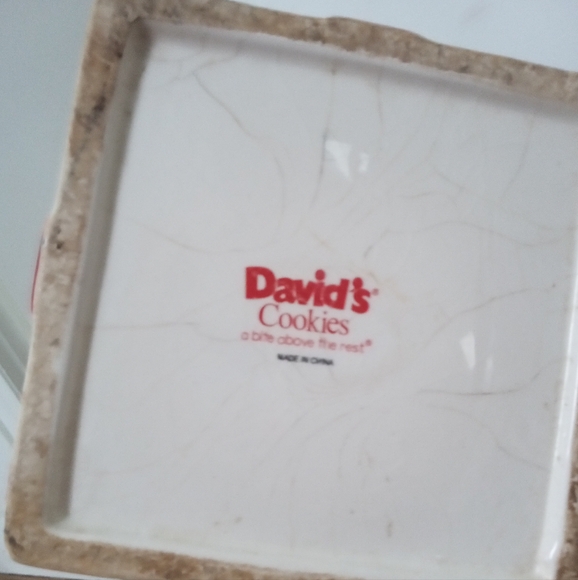 David's Cookies Holiday Cookie Jar Christmas Present - Ceramic Jar with Lid - Picture 5 of 10